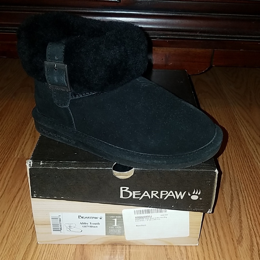 Girls boots